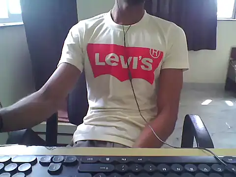 Snapshot of sour_rabh chatting on September 9, 2025, 8:35 am sour rabh online show from September 9, 2025, 8:35 am