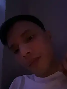 xjakolitox online show from March 1, 2025, 8:42 pm