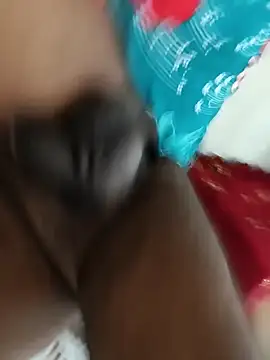 24HOTBOY25 online show from April 22, 2026, 7:04 am