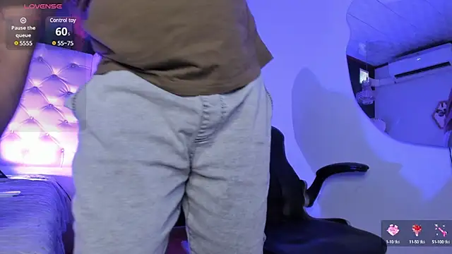 MichaelBear  online show from March 15, 2025, 12:34 pm