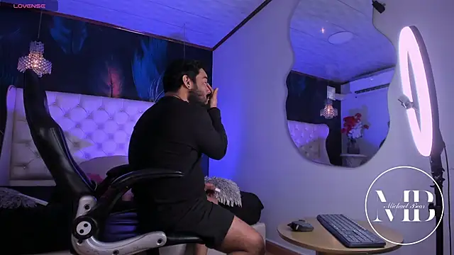 MichaelBear  online show from February 9, 2026, 1:31 pm