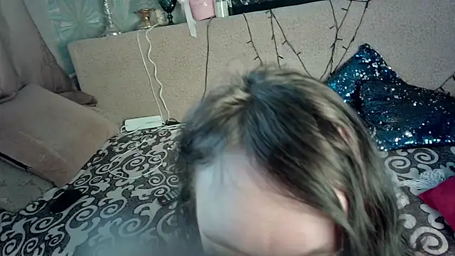 Snapshot of Ria_23 chatting on March 18, 2025, 2:08 am Ria 23 online show from March 18, 2025, 2:08 am