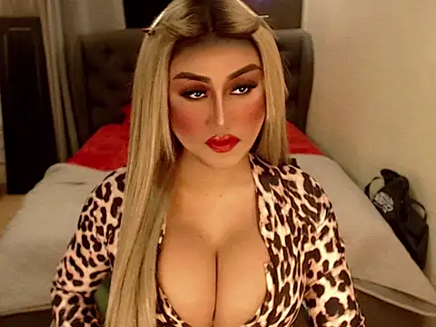 MISTRESS OF EVILCUMxx online show from November 30, 2025, 2:18 pm