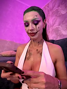 Emma Catt online show from November 1, 2025, 2:51 am