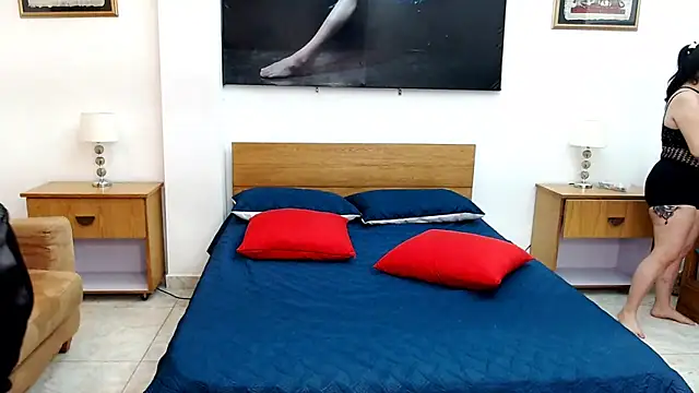 Snapshot of MaloryAndLuna chatting on October 10, 2025, 11:55 am MaloryAndLuna online show from October 10, 2025, 11:55 am