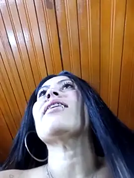 Tania mature online show from April 14, 2026, 5:51 pm