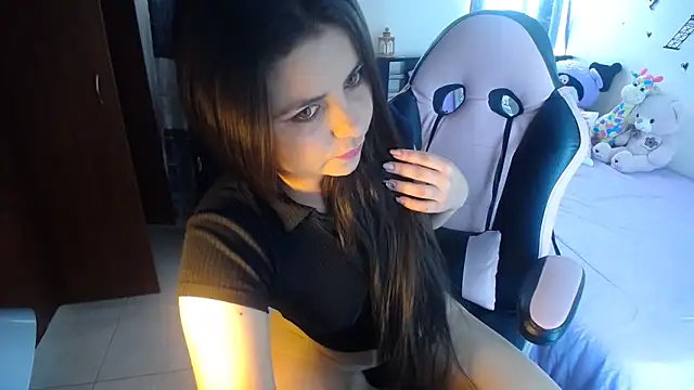 violeta campbell online show from November 21, 2025, 7:35 pm