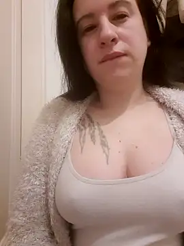 Tinka-Bella-Privat online show from April 16, 2026, 4:02 am