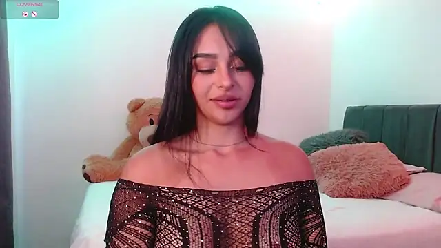 Melaniie01 online show from December 17, 2025, 10:26 pm