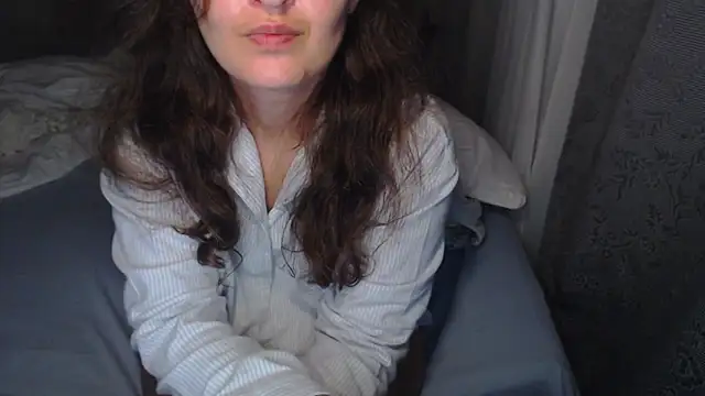 LoraPreston online show from September 19, 2025, 8:46 pm