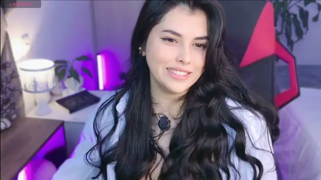 Alyaa s online show from April 10, 2026, 11:56 pm