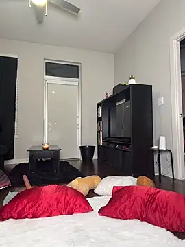 TilaTotti online show from March 4, 2026, 2:08 am