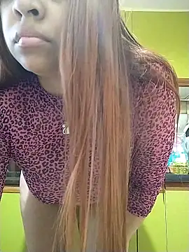 sasha hot98 online show from November 15, 2025, 5:28 pm