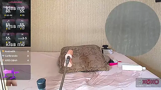 mom4you online show from April 24, 2026, 8:44 pm