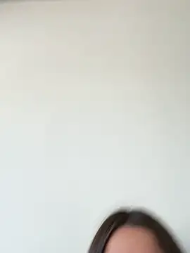 DoriDeluxe66 online show from October 25, 2025, 3:12 pm