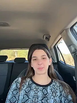 DoriDeluxe66 online show from September 27, 2025, 7:58 am