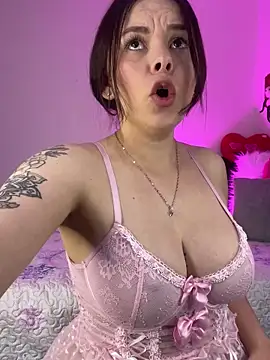 carolina16love online show from March 6, 2025, 10:04 pm