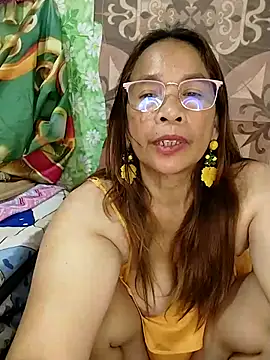 Snapshot of HotsexyNaughtysweetbaby chatting on March 21, 2025, 10:28 am HotsexyNaughtysweetbaby online show from March 21, 2025, 10:28 am