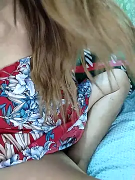 Snapshot of HotsexyNaughtysweetbaby chatting on March 19, 2025, 7:07 am HotsexyNaughtysweetbaby online show from March 19, 2025, 7:07 am