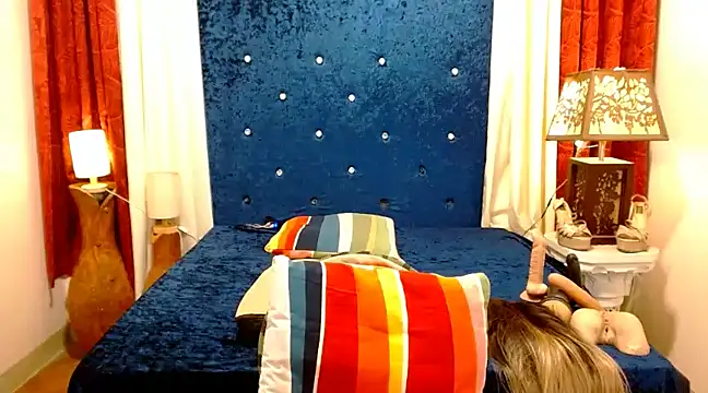 goddessALLURA online show from March 21, 2025, 12:18 am