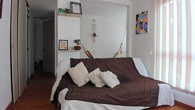 karlye 5 online show from February 22, 2025, 3:58 pm