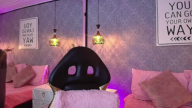 Emiily W online show from March 6, 2025, 10:36 pm