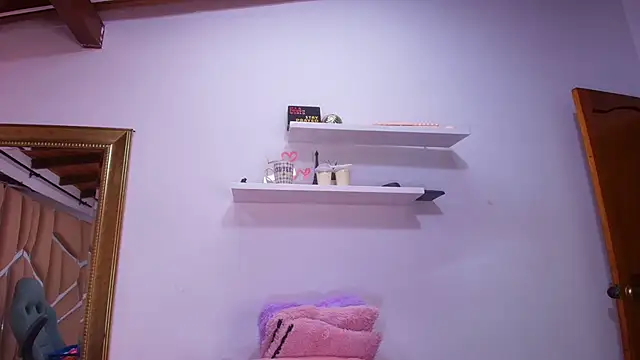 Snapshot of naia_blessed chatting on September 15, 2025, 7:25 pm naia blessed online show from September 15, 2025, 7:25 pm