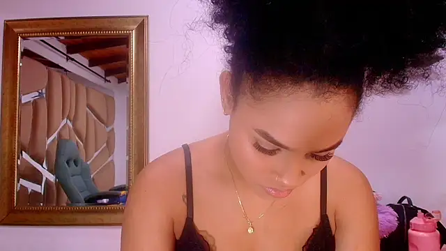 Snapshot of naia_blessed chatting on November 1, 2025, 7:19 pm naia blessed online show from November 1, 2025, 7:19 pm