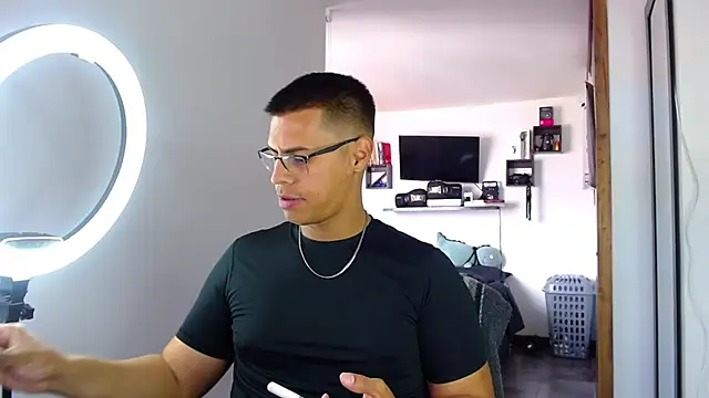  John Boy  online show from April 4, 2026, 7:09 pm