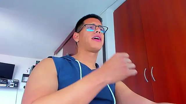 Snapshot of _John_Boy_ chatting on March 3, 2026, 7:10 pm John Boy online show from March 3, 2026, 7:10 pm