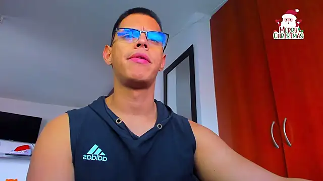 Snapshot of _John_Boy_ chatting on December 19, 2025, 8:11 pm John Boy online show from December 19, 2025, 8:11 pm