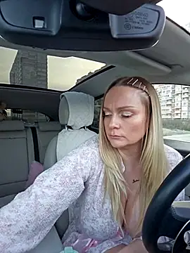 Bondgirl 013 online show from November 20, 2025, 11:44 am