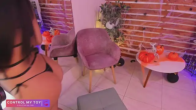  MeganRain online show from October 31, 2025, 6:54 am