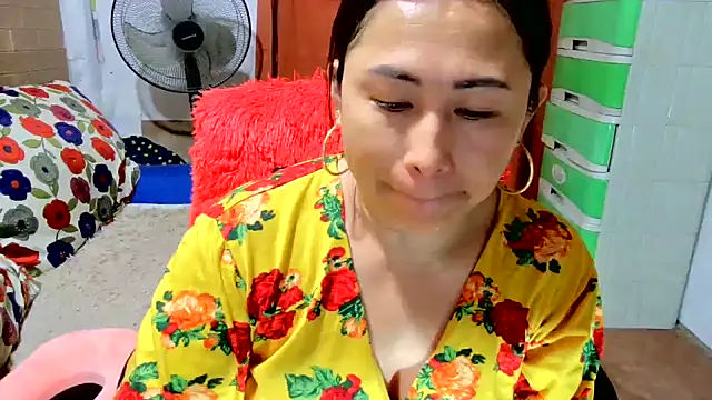 M e c e l online show from September 19, 2025, 9:52 pm