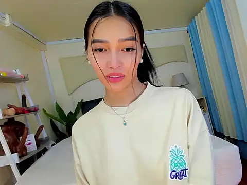  caroline69 online show from September 20, 2025, 3:33 am