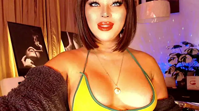 Thalia Cambridge online show from March 5, 2025, 9:48 pm