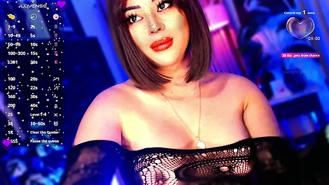 Thalia Cambridge online show from October 19, 2025, 10:23 pm