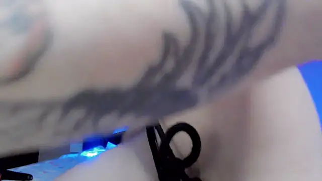 banana brain1 online show from February 23, 2025, 10:49 am