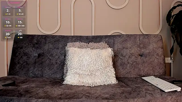 Snapshot of Sweet_Alessandre chatting on June 20, 2026, 8:03 pm Sweet Alessandre online show from June 20, 2026, 8:03 pm
