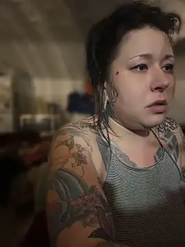 evacheers online show from April 10, 2026, 10:11 am