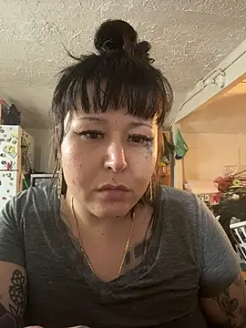 evacheers online show from December 23, 2025, 10:25 am