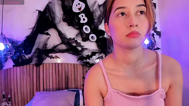 Abby Sweet1  online show from October 7, 2025, 11:33 am