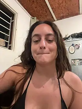 Snapshot of indierotic chatting on February 4, 2025, 1:34 am indierotic online show from February 4, 2025, 1:34 am