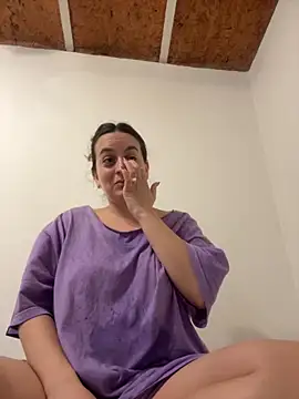 Snapshot of indierotic chatting on October 10, 2025, 2:12 am indierotic online show from October 10, 2025, 2:12 am