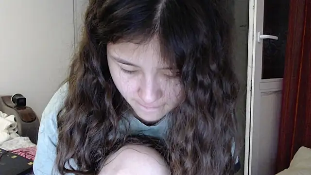 Riz girl online show from September 8, 2025, 2:38 pm