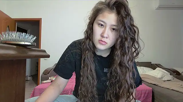 Riz girl online show from October 11, 2025, 12:17 pm