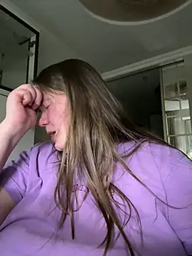 remirann  online show from January 4, 2025, 5:58 pm