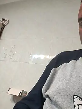 juandi21cm online show from April 3, 2026, 5:03 am