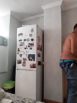 juandi21cm online show from October 3, 2025, 2:07 pm