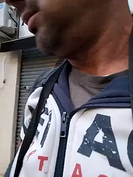 juandi21cm online show from March 5, 2025, 3:07 pm